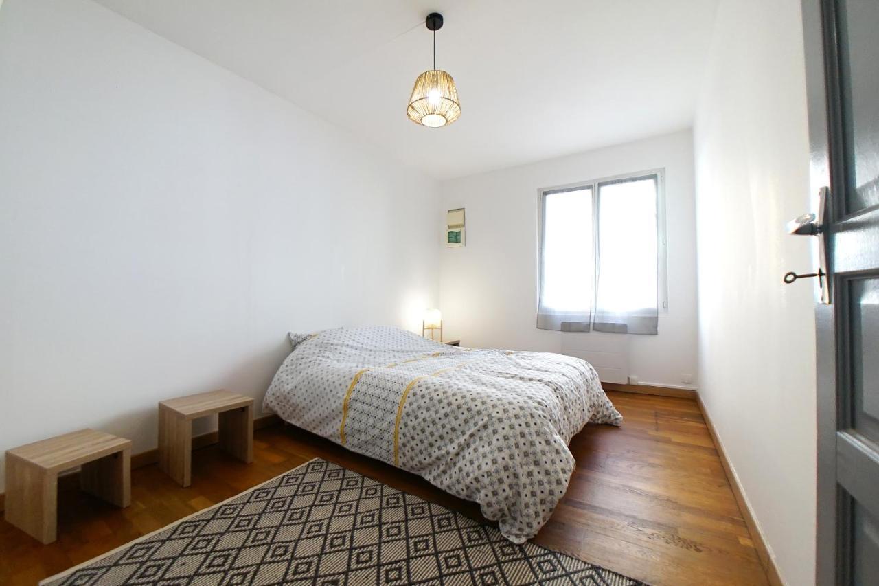 Appartement Au Coeur De Cours La Ville Luaran gambar